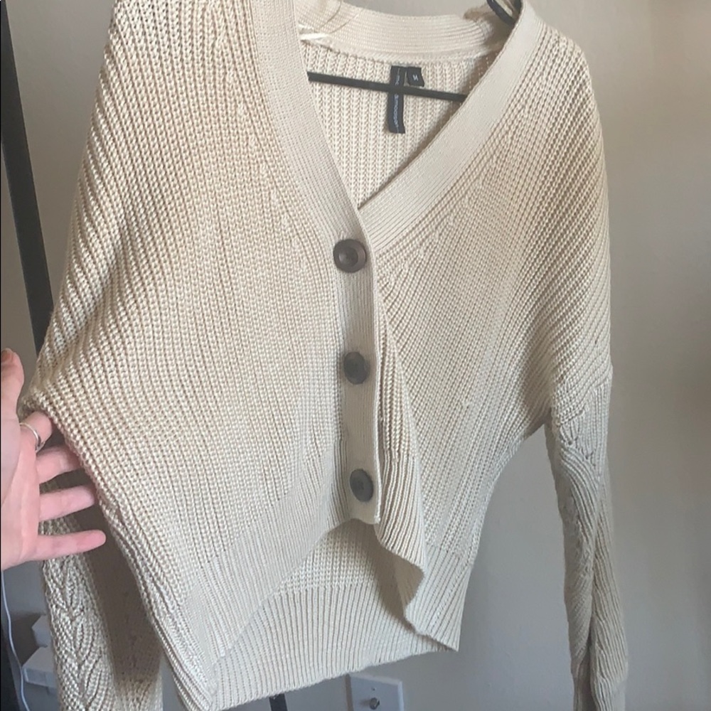 Cropped cardigan